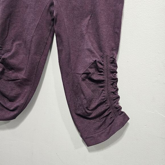 Lululemon In The Flow Crop II Heathered Bordeaux Drama Leggings Size 10 - Picture 3 of 8